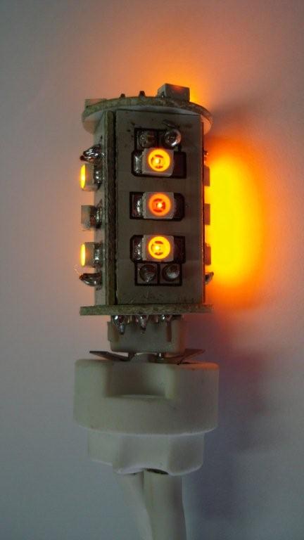 GLOBE LED 12V DC G4 Corn Cob 1.5W Yellow 21 Lm