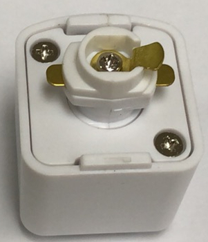 TRACK 1 Circuit 3 Wire Square Adaptor WH